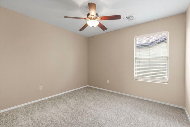 Building Photo - 3828 E Jasper Dr