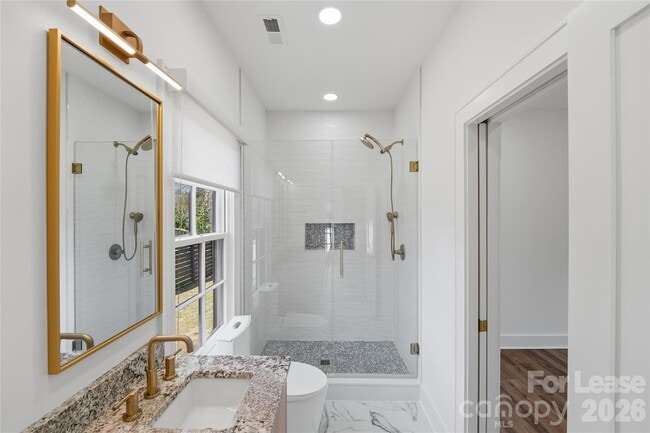 Building Photo - 1840 Merriman Ave