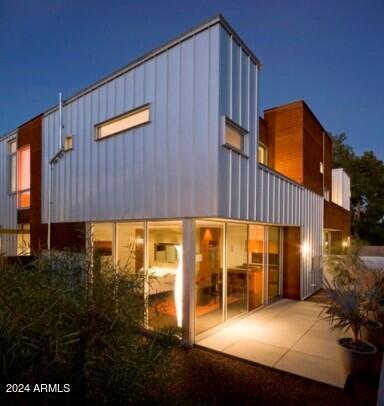 Building Photo - 5564 N 12th St