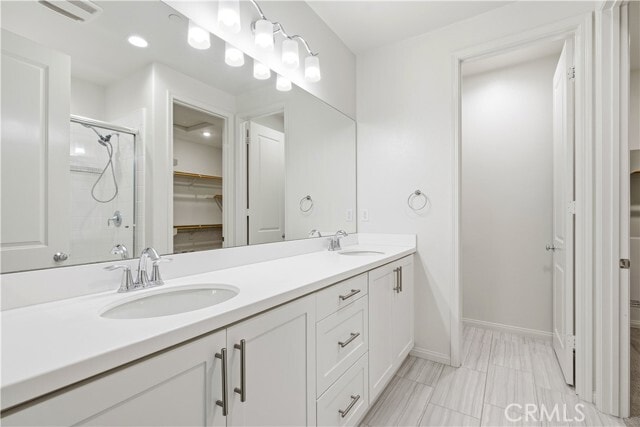 Building Photo - 4722 E Washington Ave