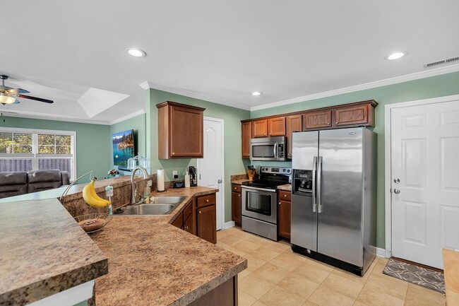 Building Photo - 3 Bedroom Ranch in Oyster Landing