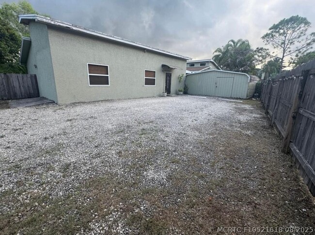 Building Photo - 2750 SW 140th Terrace