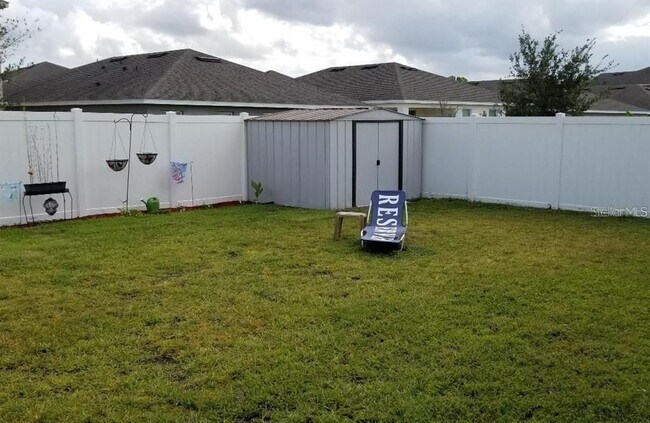 Building Photo - 10509 Bull Grass Dr