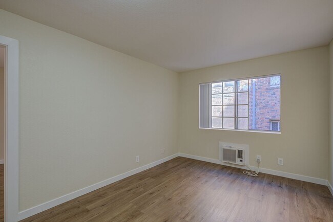 Building Photo - Hoover Street Residences