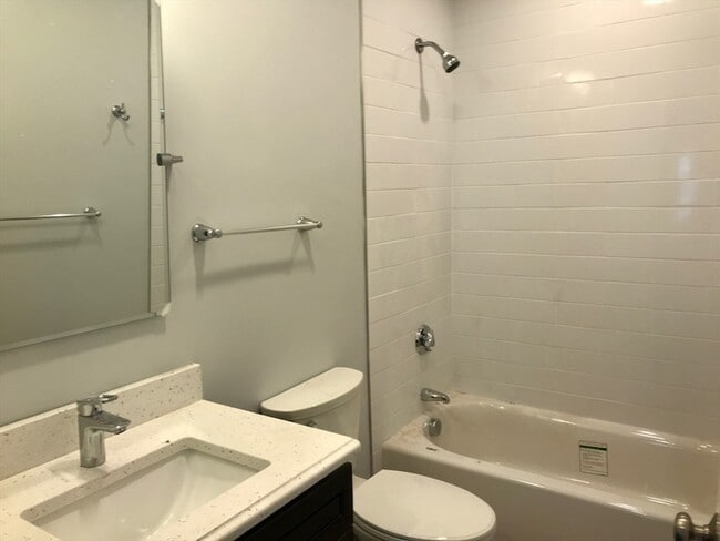 Building Photo - 91 Grant St