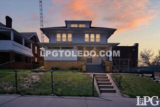 Building Photo - 414 Platt St