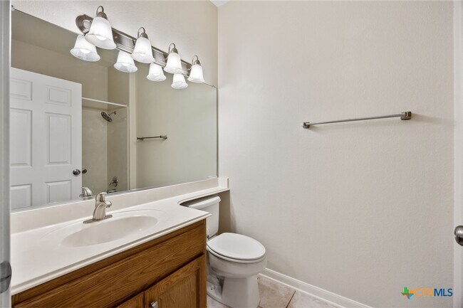 Building Photo - 113 Bluebell Dr