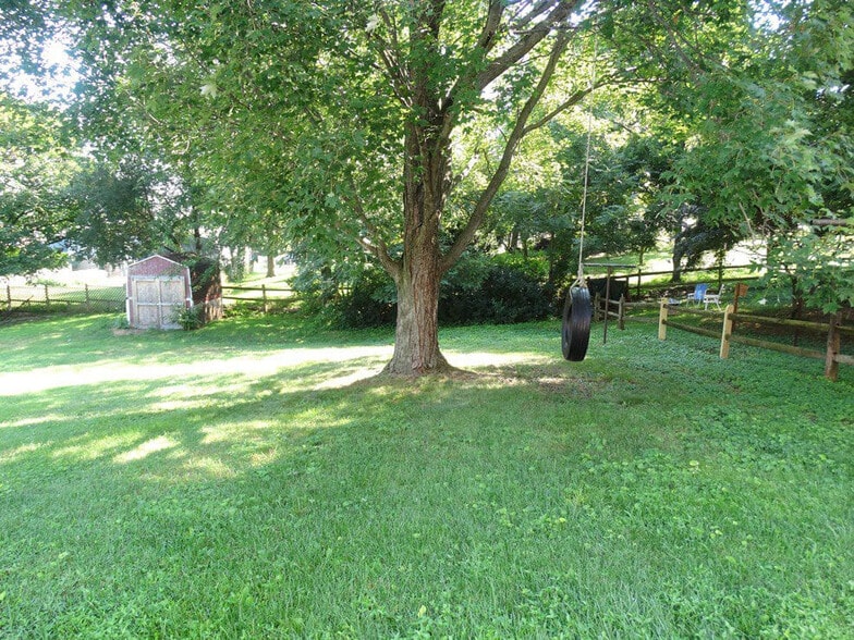 Building Photo - 313 Fulton St