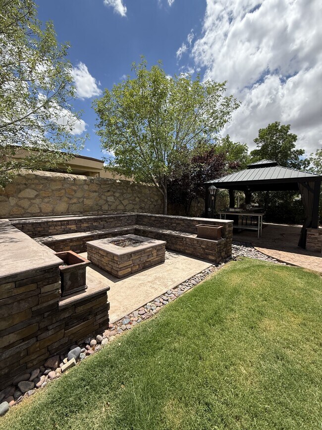 Building Photo - 6568 Contessa Ridge
