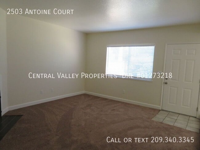 Building Photo - 2503 Antoine Ct