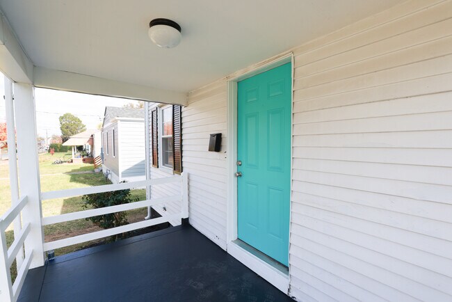 Building Photo - 1507 N 30th St