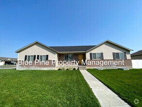 Building Photo - 4001 Summer Sun Dr