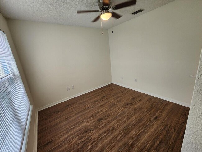 Building Photo - 1129 Winding Water Way