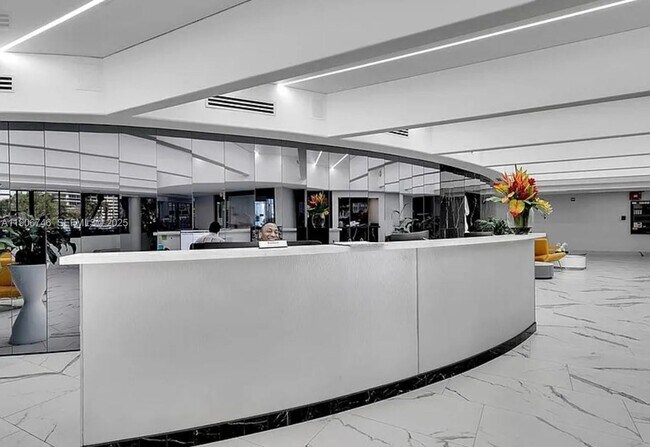 Building Photo - 1880 S Ocean Dr