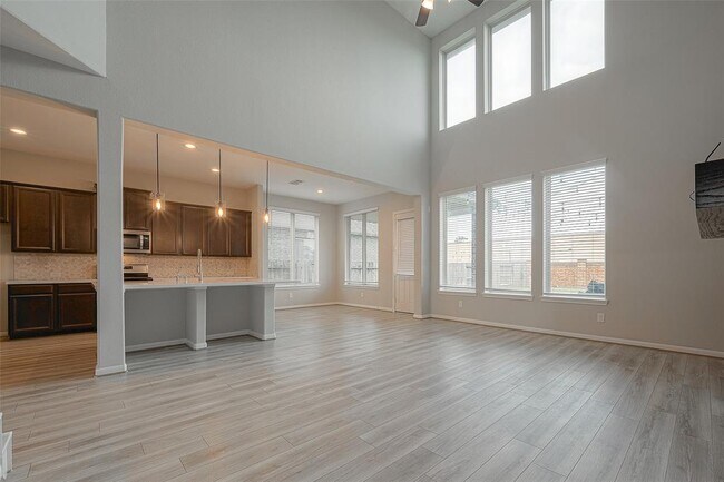 Building Photo - 15727 Ballater Ridge Ln