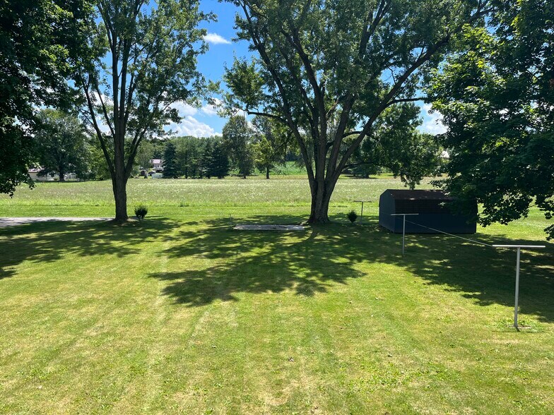 Building Photo - 916 High St