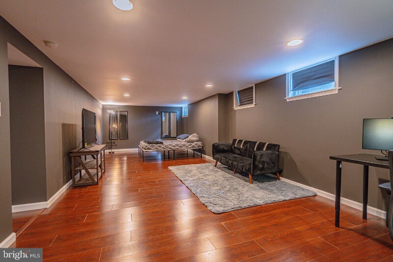 Building Photo - 41 Roosevelt Blvd