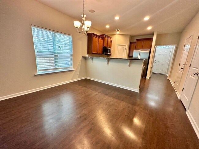 Building Photo - 840 Parnell Ct
