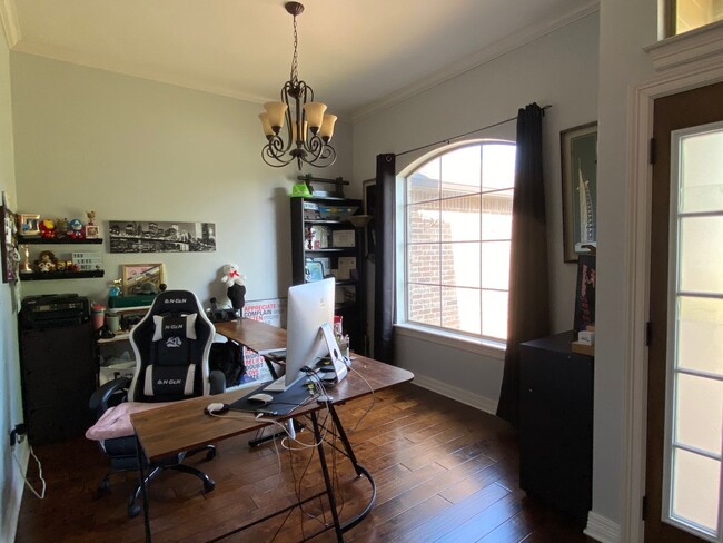 Building Photo - North Bossier Home in Legacy Subdivision