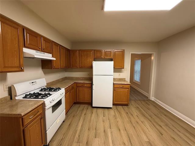 Building Photo - 208 S Cortez St