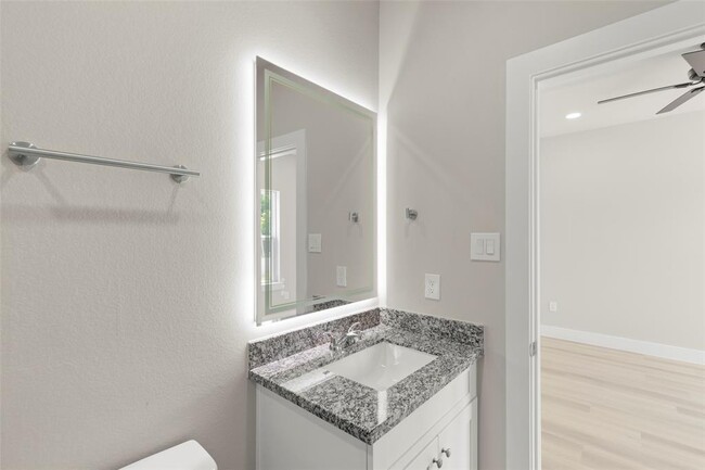 Building Photo - 3111 Shelby Cir