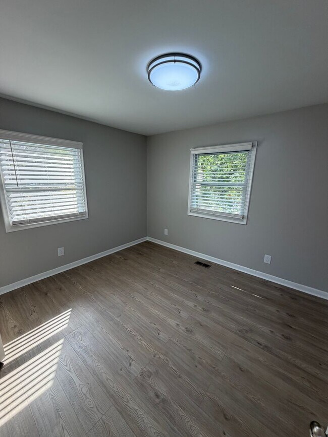 Building Photo - 601 Woodingham Dr