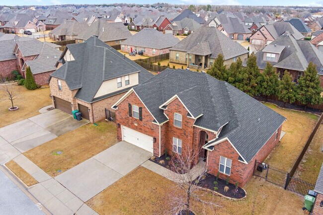 Building Photo - 6502 Hearth Falls Dr