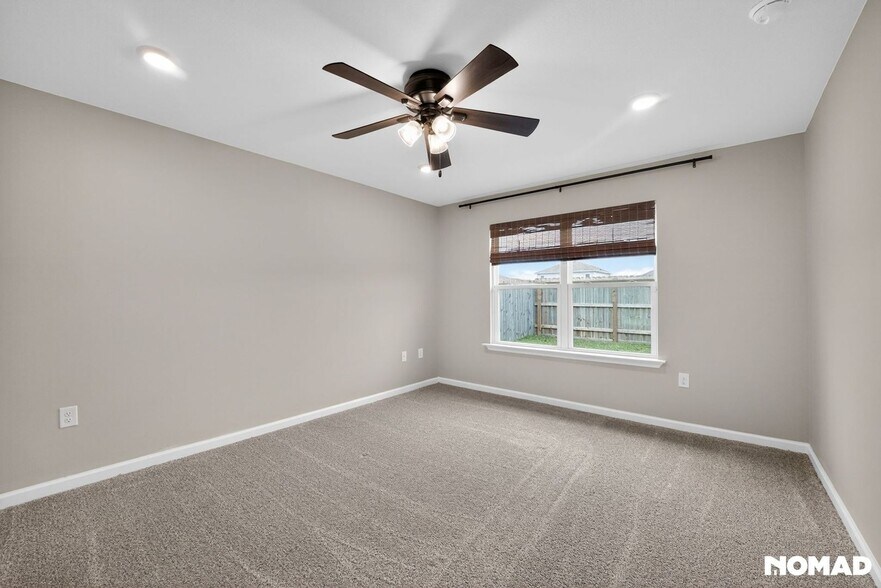 Building Photo - 5024 Rivergrass Dr