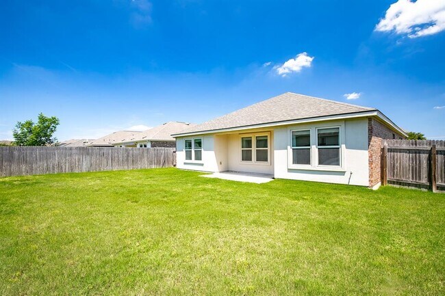 Building Photo - 908 Wolcott Dr