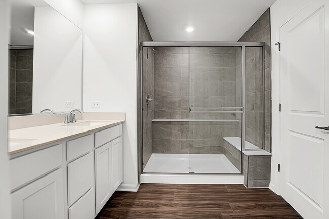 Building Photo - 25720 W Yorkshire Dr