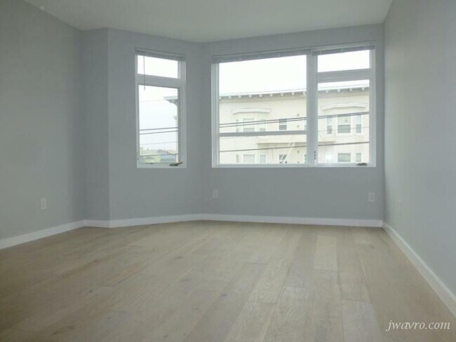 Building Photo - 1545 Clement St