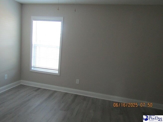 Building Photo - 2890a Jubilee Dr
