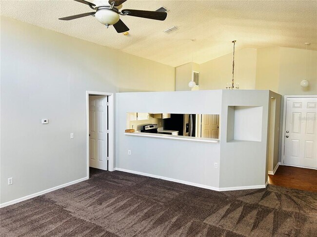 Building Photo - 40 Coventry Ct