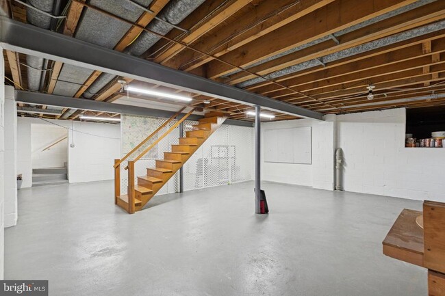 Building Photo - 1012 Morris Ave