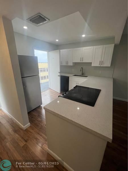 Building Photo - 4500 N Flagler Dr