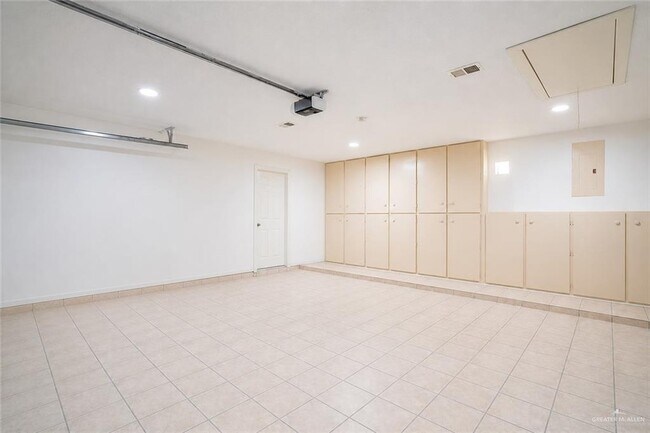 Building Photo - 26 Avenida Morelos