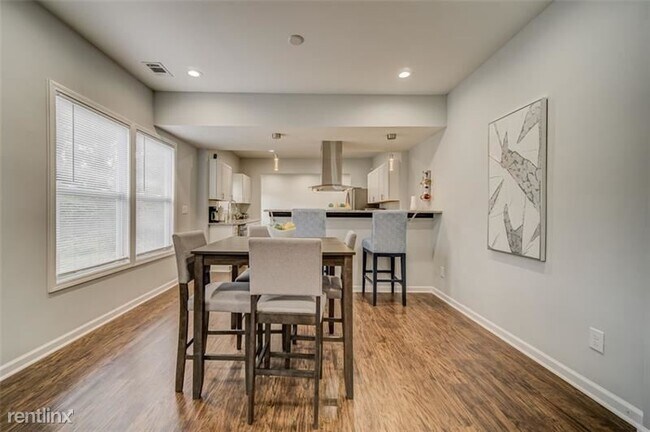 Building Photo - 4 br, 3 bath House - 306 ATWOOD Street SW