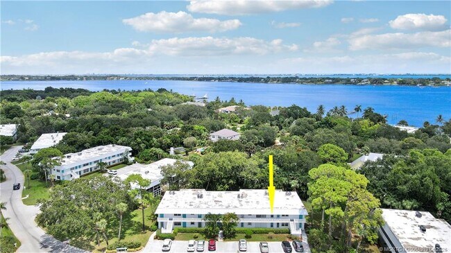 Building Photo - 2929 SE Ocean Blvd