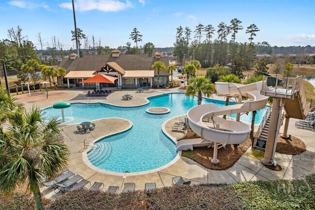 Building Photo - 4 Gardenia Dr