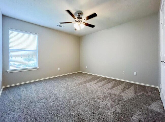 Building Photo - 20223 Benton Springs Ln