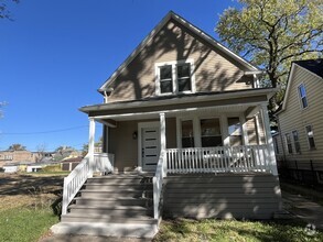 Building Photo - 12031 S Lowe Ave