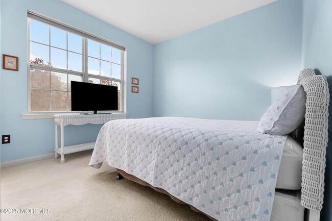 Building Photo - 254 Hawthorne Ln