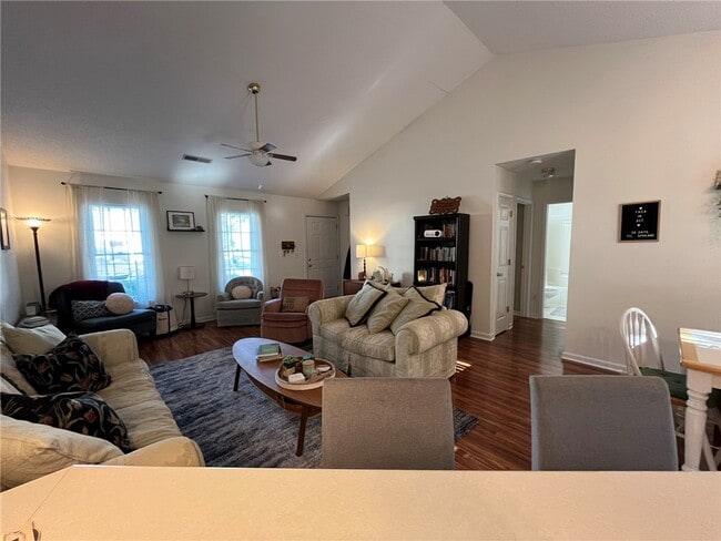Building Photo - 116 Arbors Ct