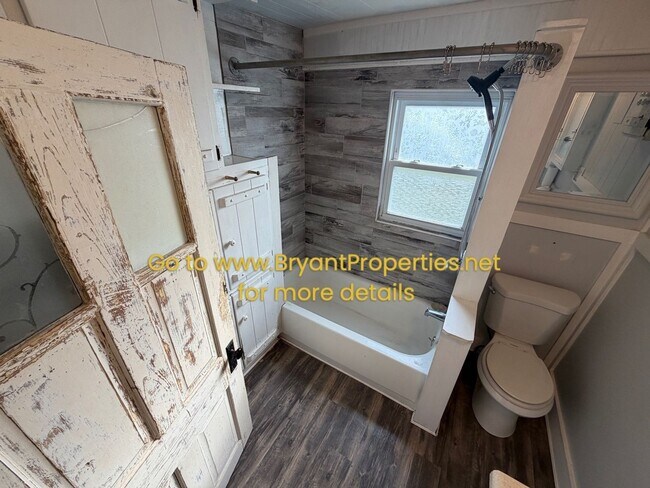 Building Photo - 1584 Latimer Ln