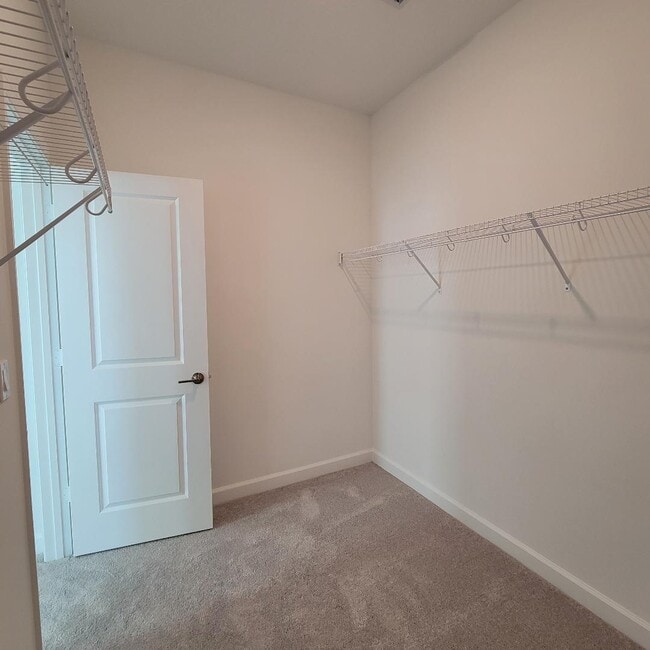 Building Photo - 8978 Zevon Ct