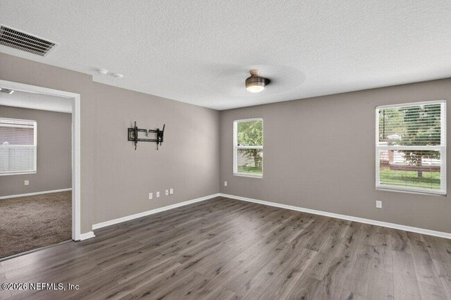Building Photo - 9099 Tahoe Ln