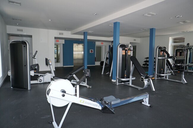 Building Photo - Exceptional Two Level 3 bedroom Condo in upscale Luxe Lofts