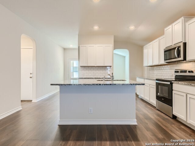 Building Photo - 1725 Rocky Rise
