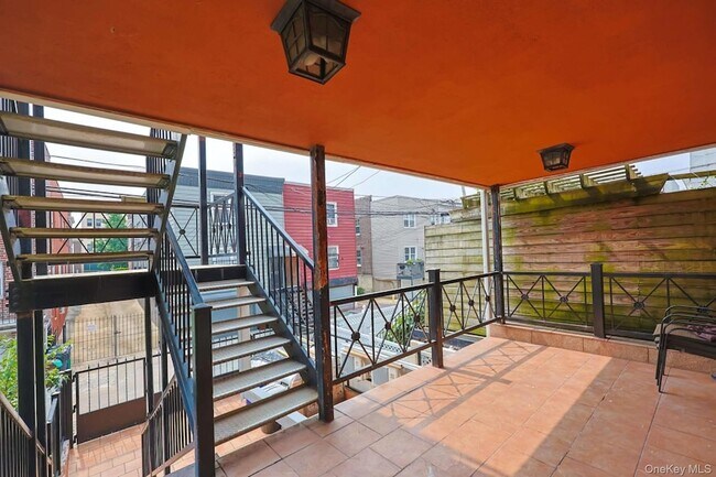 Building Photo - 21-63 23rd Street Unit 2