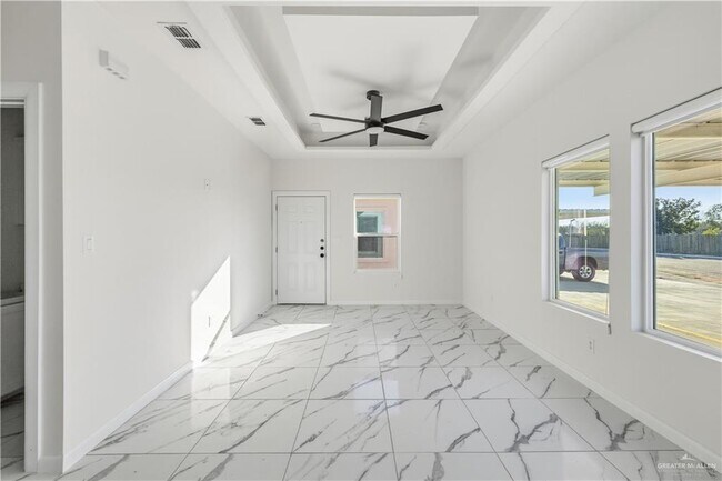 Building Photo - 21 N Abesam Ave